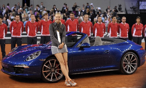 莎拉波娃意外战胜德国队，重要助攻引爆全场！